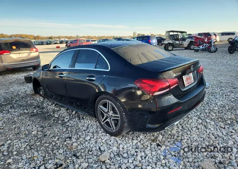 2020 Mercedes-Benz A 220 4Matic z USA, uszkodzony, nr VIN WDD3G4FB1LW040247